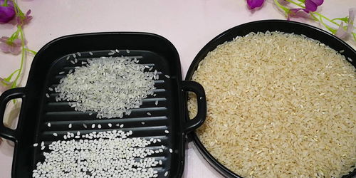 喜欢吃大米的注意,长粒米和圆粒米到底有啥区别,哪个营养更好